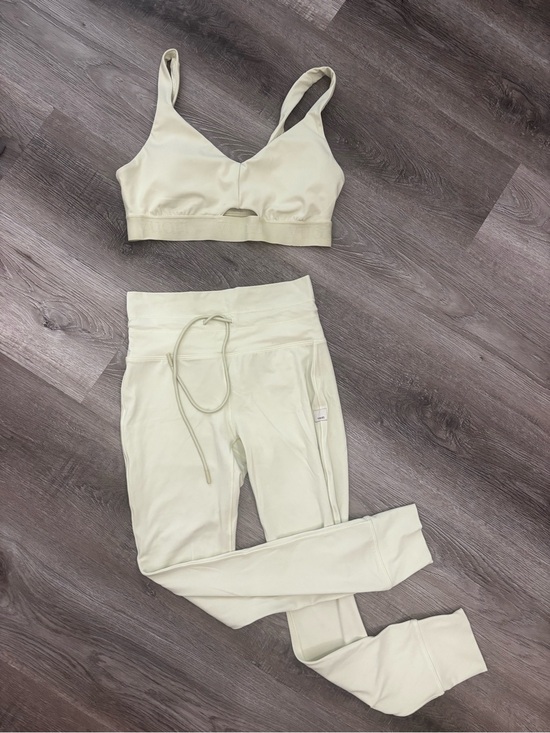 Vuori Pants - Vuori Light green Set daily leggings elevate daily sports bra small medium